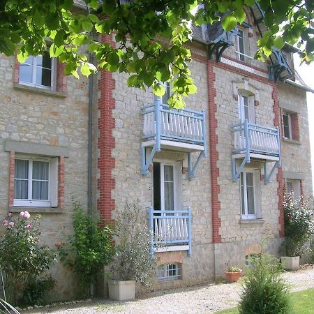 Appartements Villa Odette Bagnoles de l'Orne Normandie エクステリア 写真